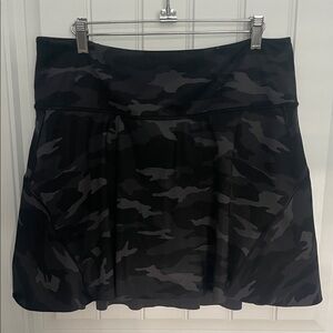 Athleta Black Camouflage Women's Skort